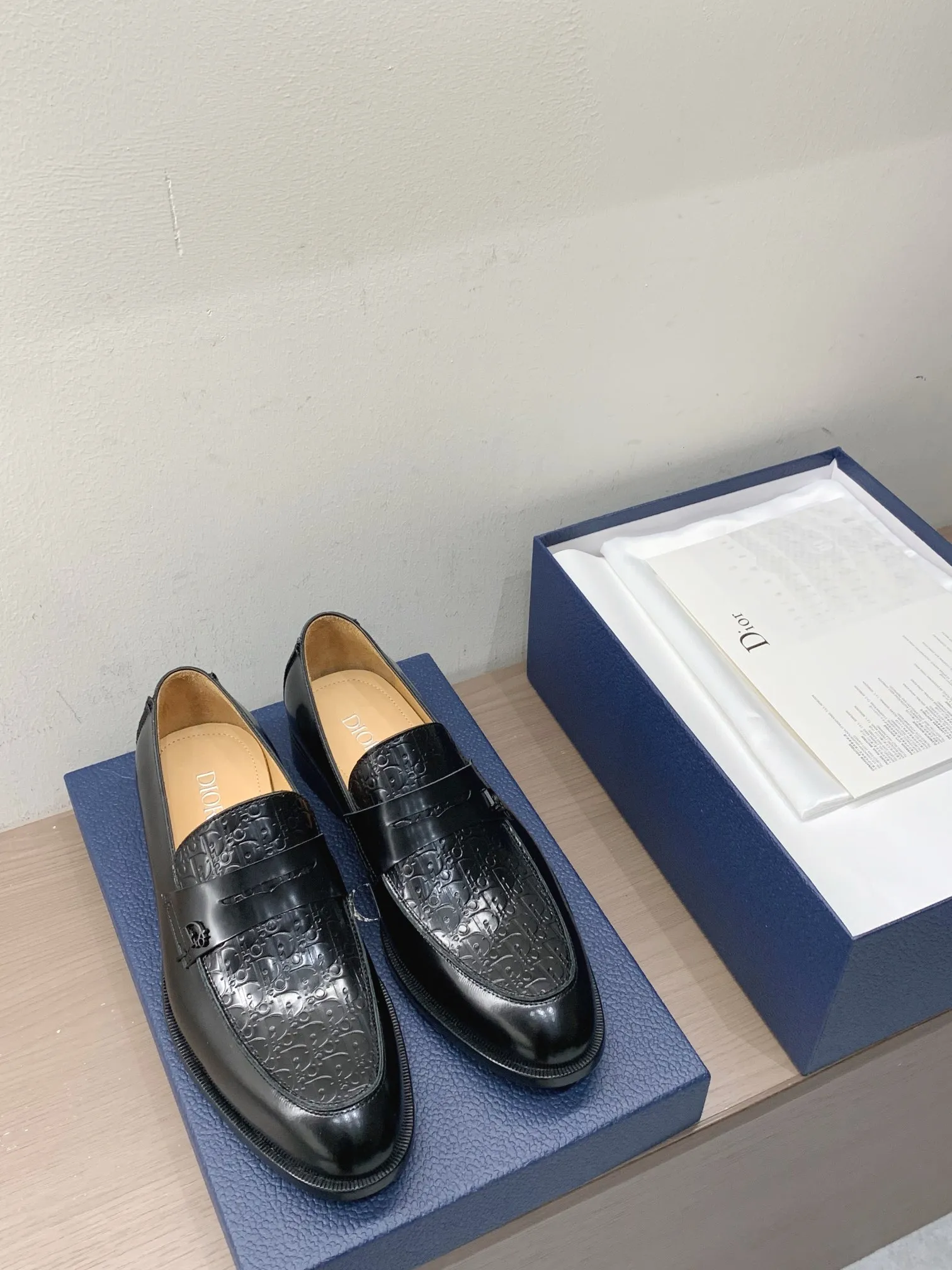 940💰 Dior high-end men's boutique casual leather shoes, imported cowhide upper, water-dyed cowhide lining, imported genuine leather outsole, perfect details, standard code 39-44 (38.45.46 customized, non-returnable and non-exchangeable),